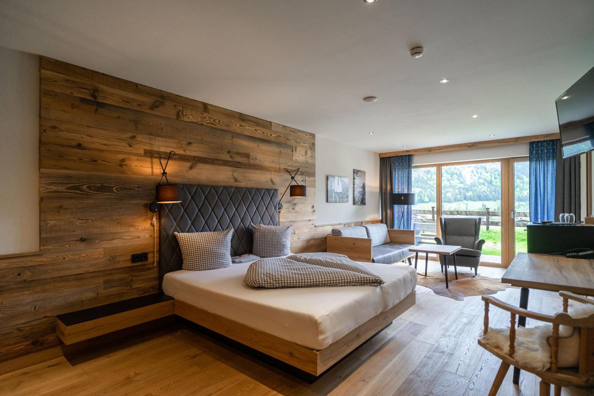 Hotel Landhaus Tirolerherz Sankt Ulrich am Pillersee Rom bilde